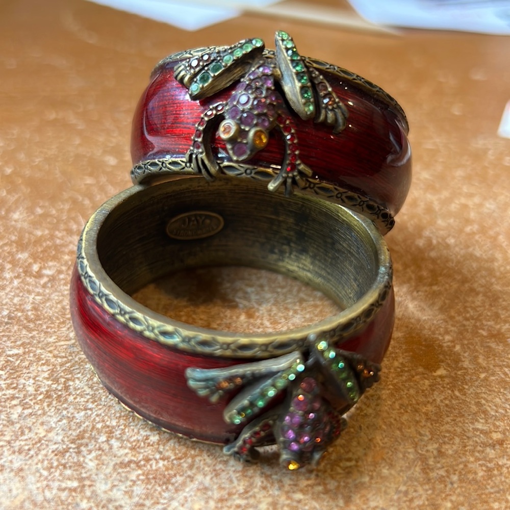 Pair of Jay Strongwater Napkin Rings Frog